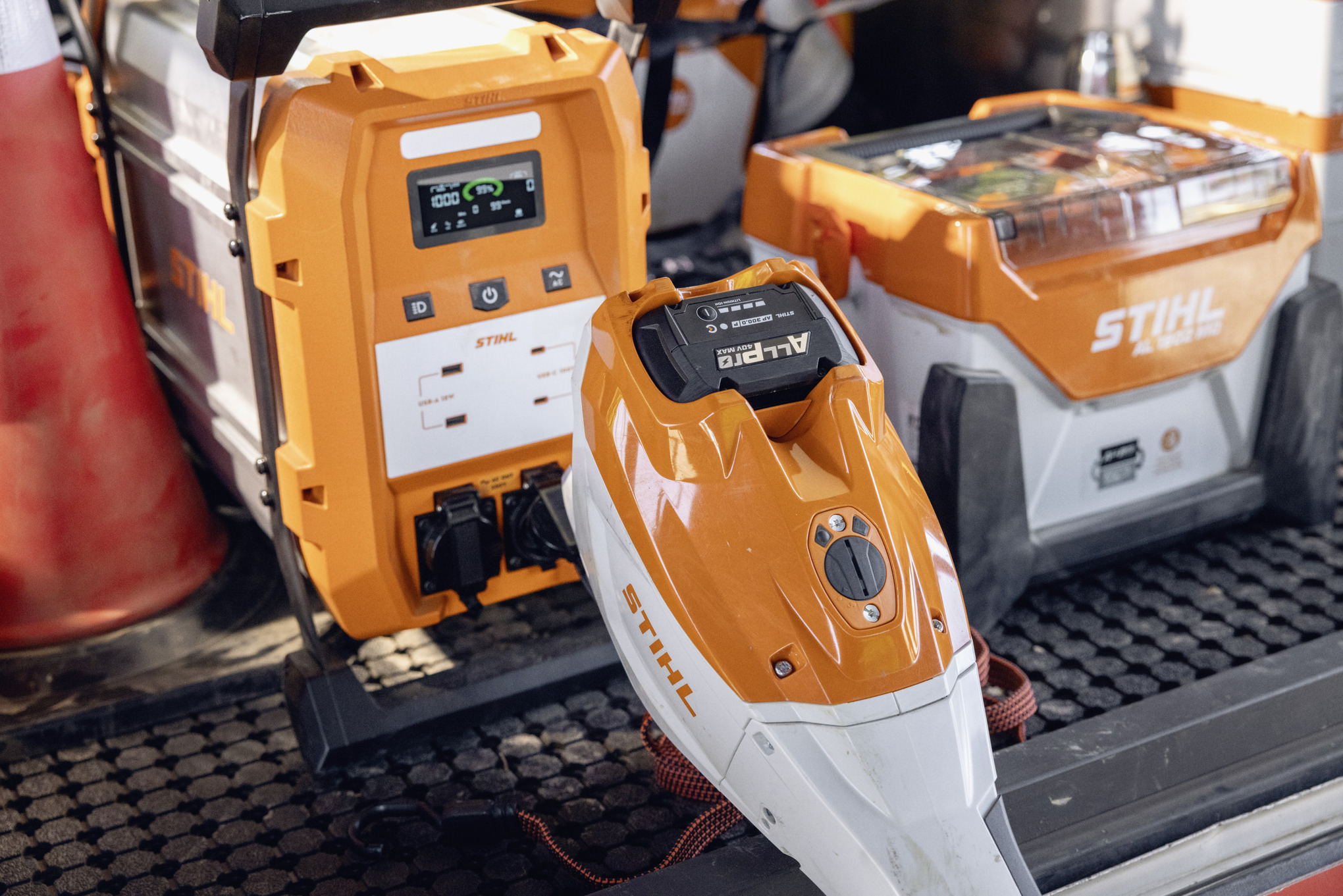 AL 1802 MO - High-speed charger
