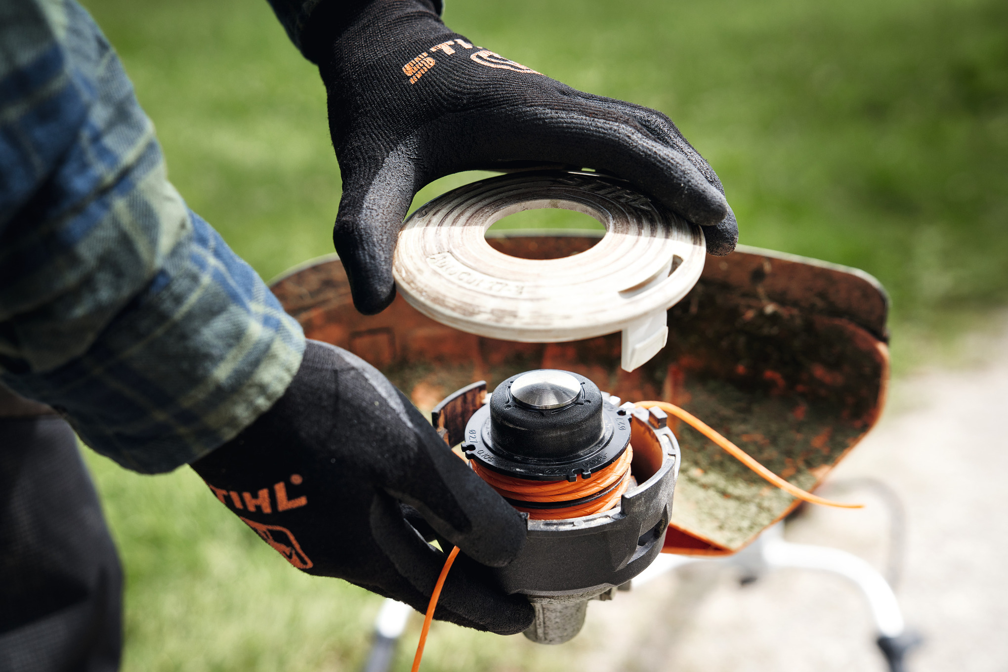 AutoCut 27-2 Mowing Head