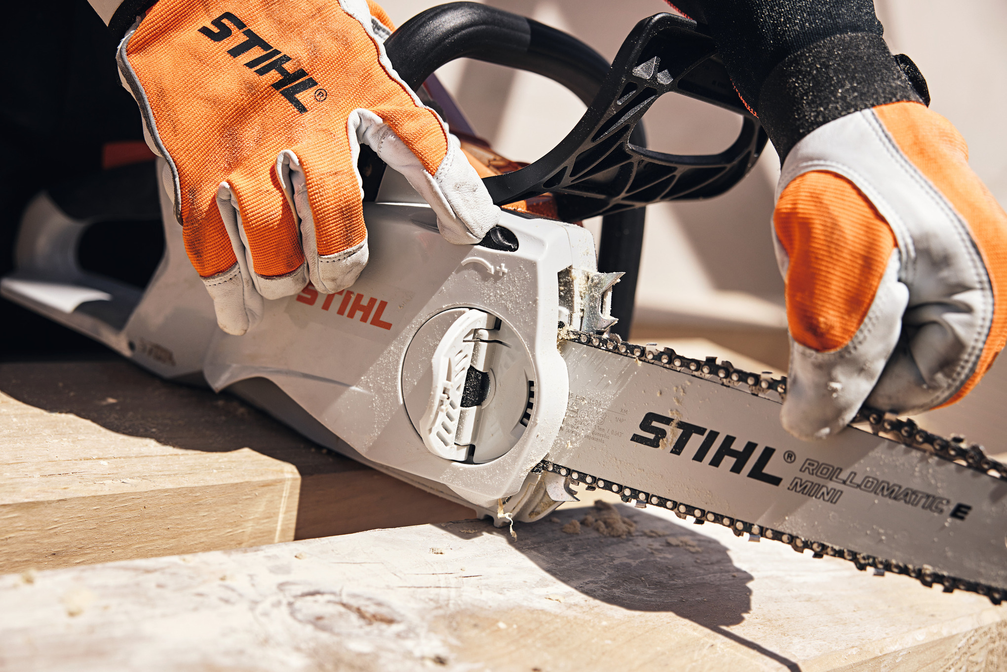 DYNAMIC SensoLight Gloves