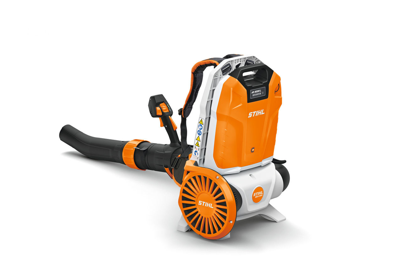 HSA 94 cordless hedge trimmer from the AP-System