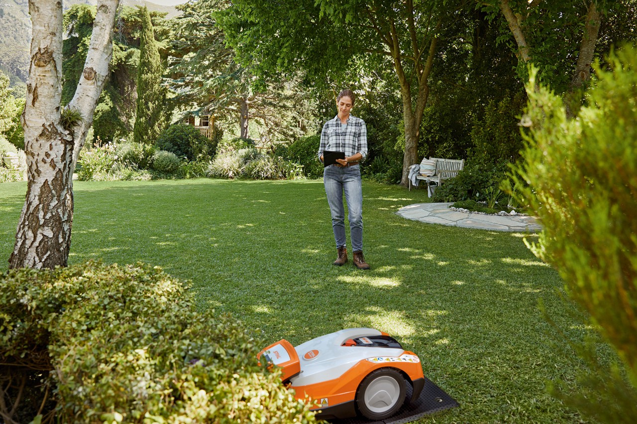 Battery, Private users, Private, leisure gardeners, occasional users, Garden , Meadow, iMOW® , iMOW® App